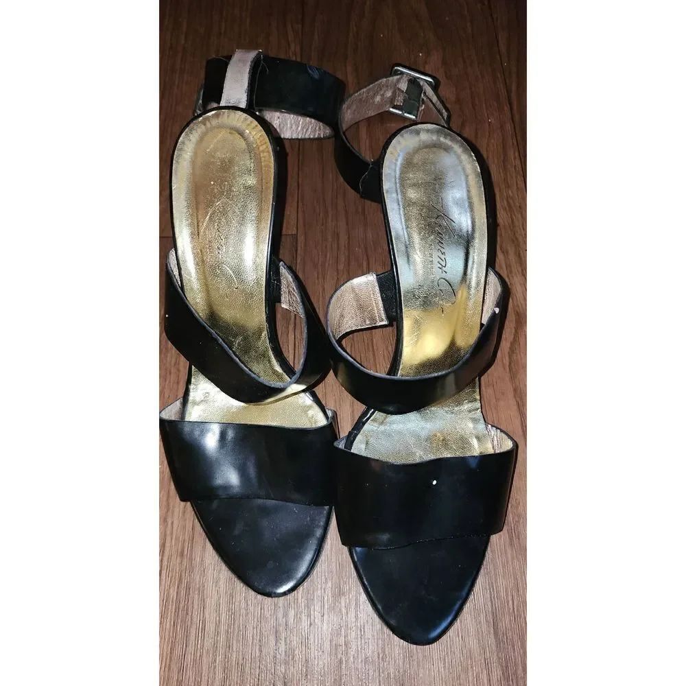 Kenneth Cole Boxy Lady Sandals - Picture 5 of 5